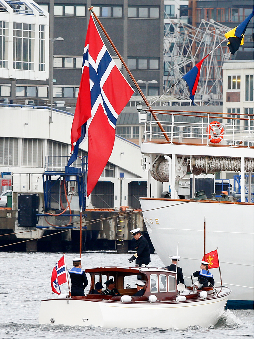 Bruken Av Kongeskipet - Det Norske Kongehusets Barnesider