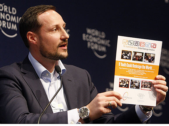 Kronprins Haakon deltar i en paneldebatt under Verdens økonomiske forum. Foto: Arnd Wiegmann, Reuters.